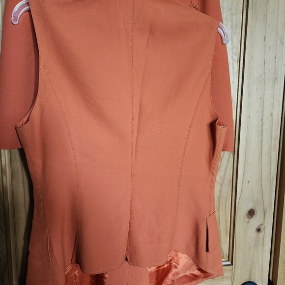 Vertigo Orange Sleeveless Suit, Size EU 40 (US 8) - Picture 7 of 8